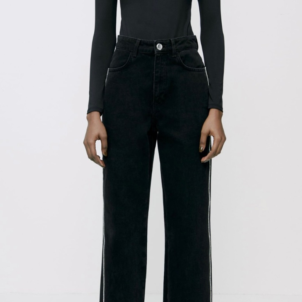 Zara Black Gorgeous Side Jewel Straight Full length jeans. Size 4 New w/ tags .
